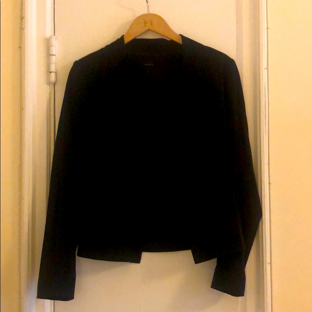 Theory wool blazer! Size 6
